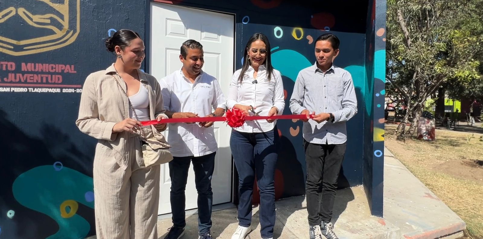 REINAUGURAN EL INSTITUTO DE LA JUVENTUD DE TLAQUEPAQUE 