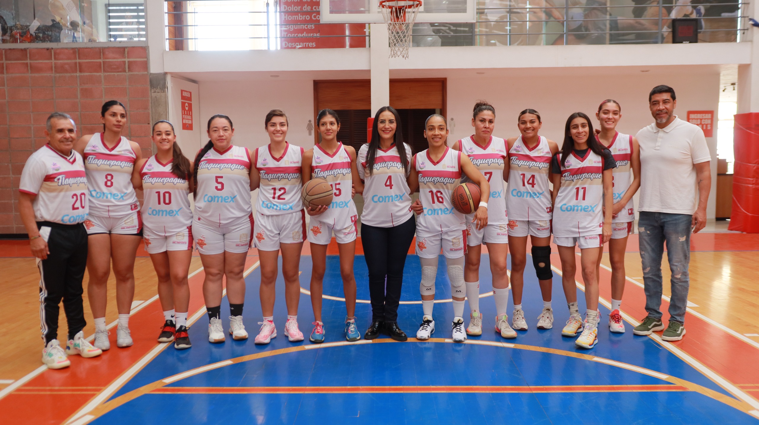 LAURA IMELDA INAUGURA LA COPA COMUDE COMEX DE BÁSQUETBOL FEMENIL LOS 5 GRANDES