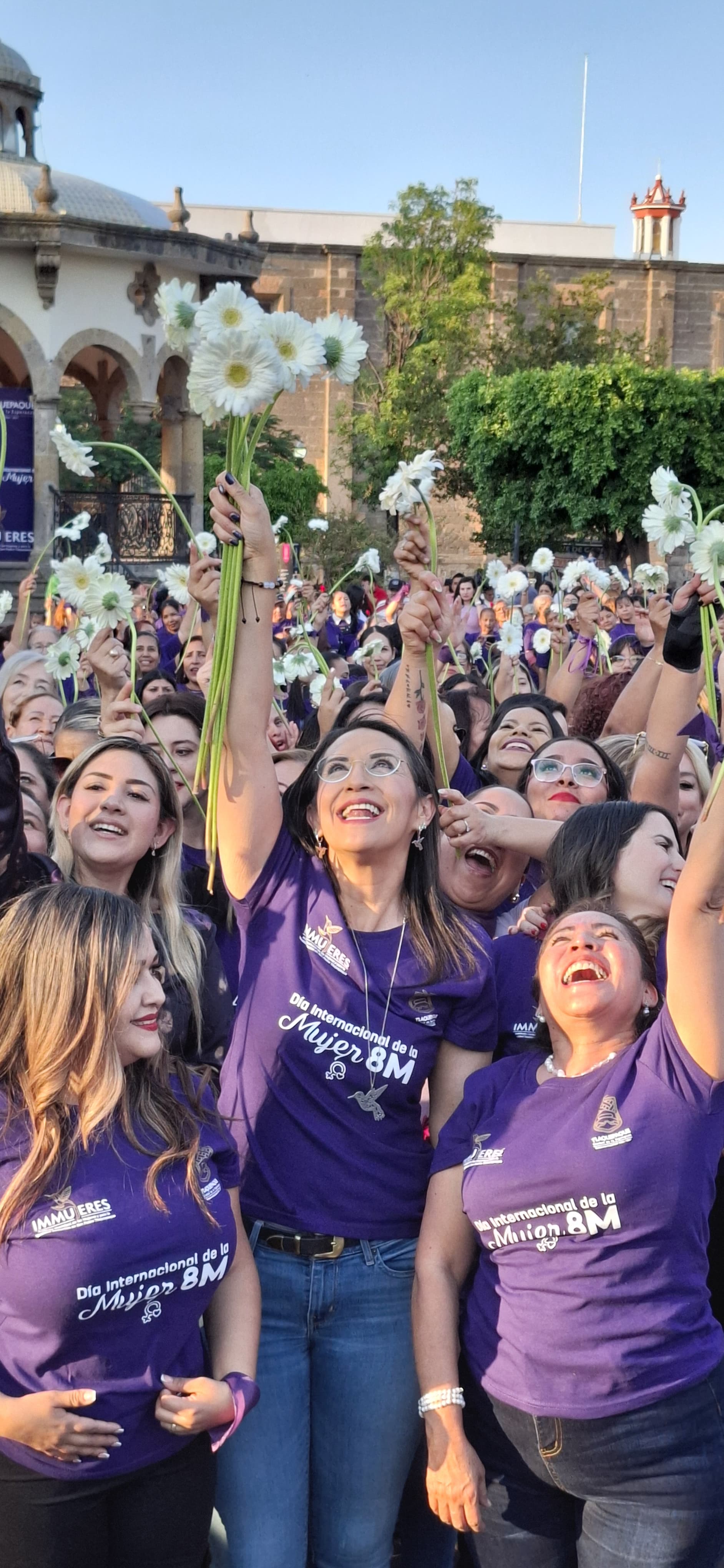 TLAQUEPAQUE CONMEMORA EL DIA INTERNACIONAL DE LA MUJER